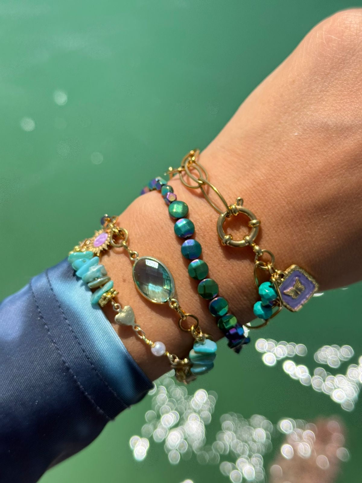 Bluish set bracelet