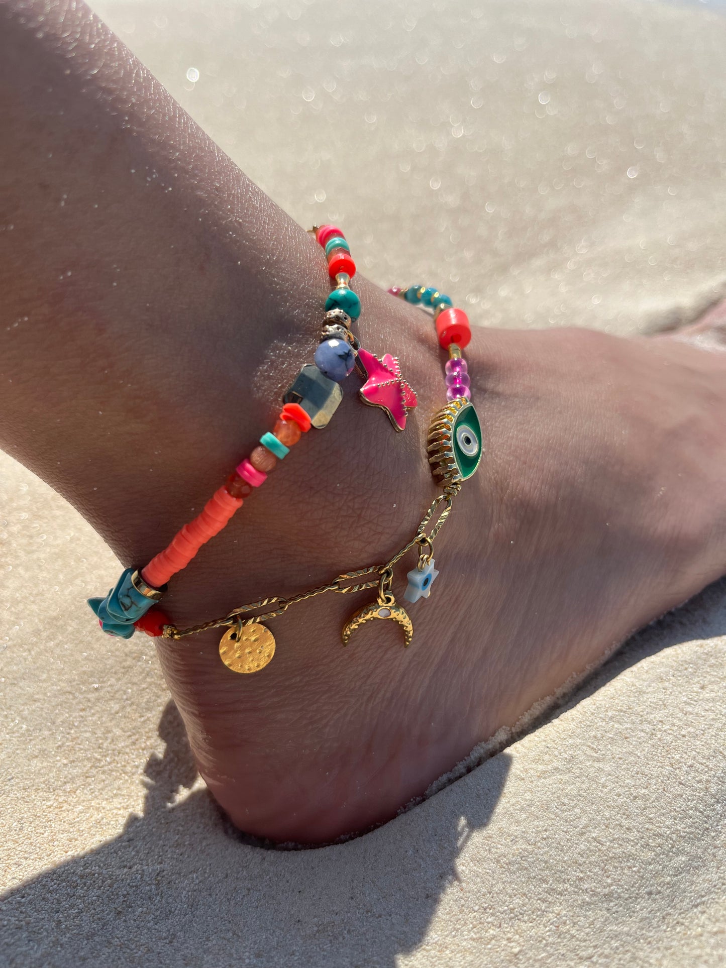 Sandy toes