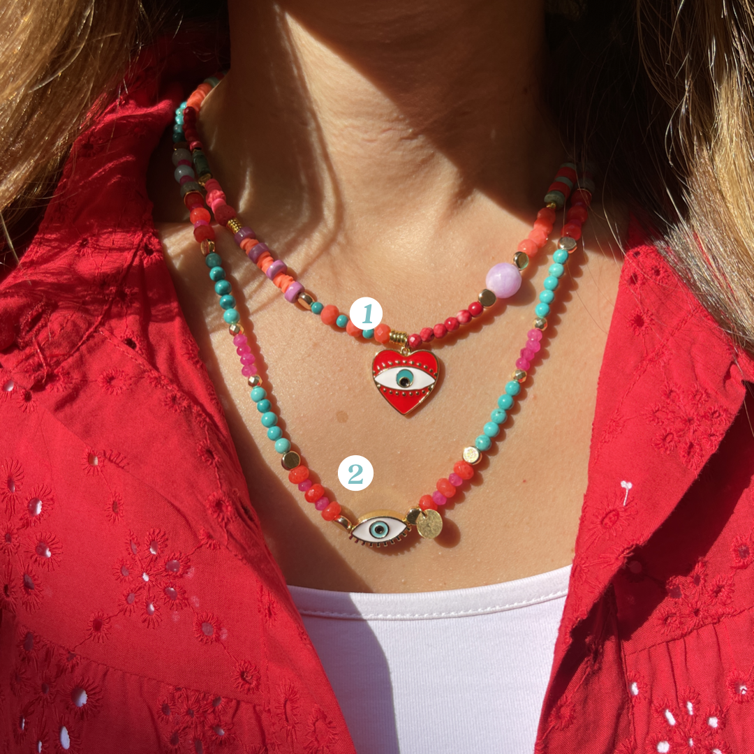 Red Heart chocker