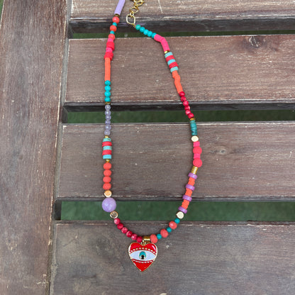 Red Heart chocker